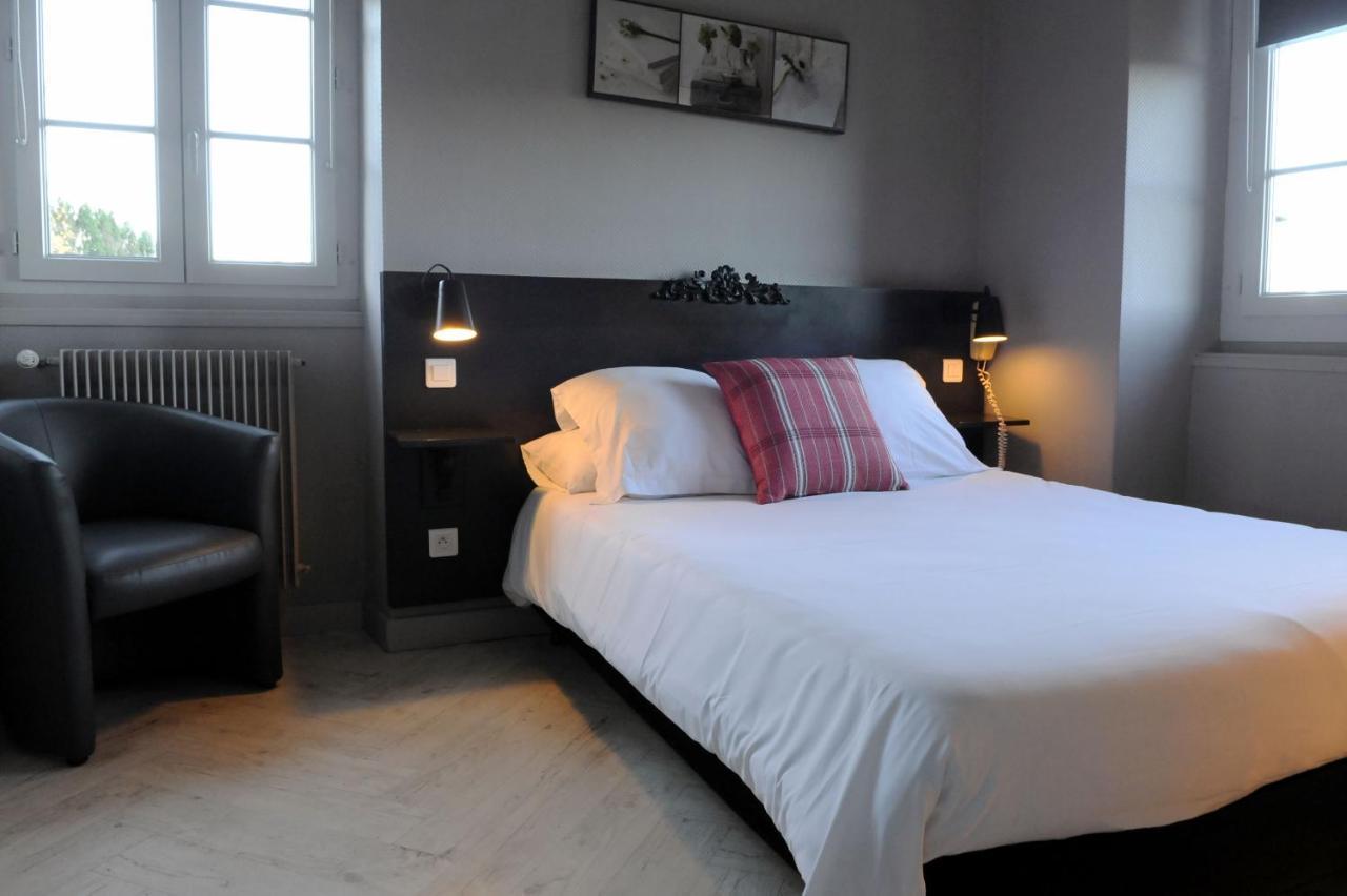 Logis Hotel Du Chene Итсасу Экстерьер фото